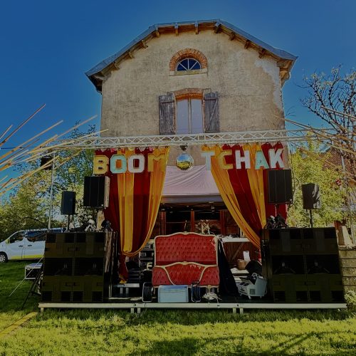 "Theater stage" Boom Tchak Tour